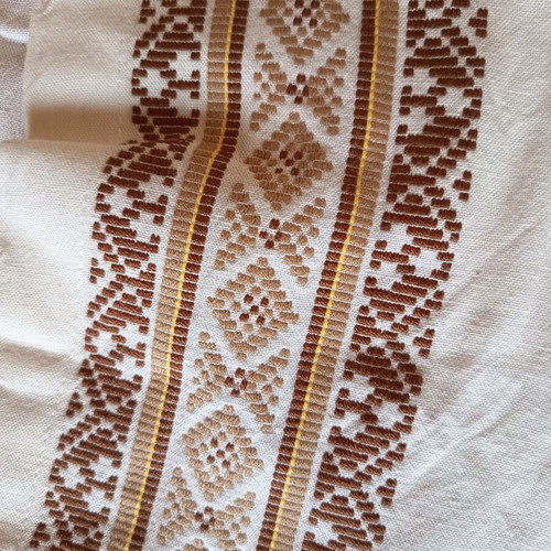 Vin Dance Waist Apron linen fabric with traditional woven design like new