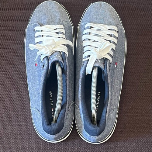 Tommy Hilfiger Sneakers Men’s size 43 very good condition light blue