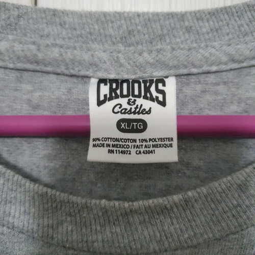 Crooks & Castles short-sleeve shirt size XL like new, gray and purple