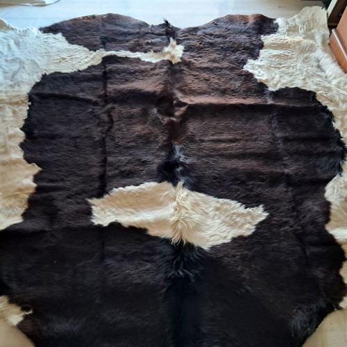 Imported Spanish cowhide rugs 2×1.80 m