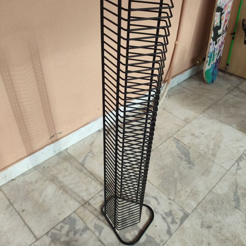 CD case new, vertical and horizontal