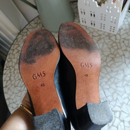 Leather pumps, black, size 40