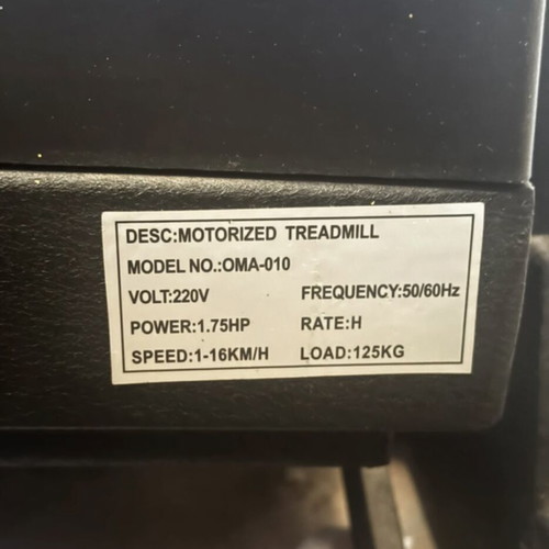 Treadmill used, multifunctional with electric incline and LCD screen