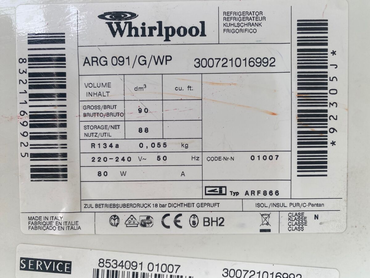 Whirlpool mini fridge freezer like new… - € 130,00 - Vendora.cy