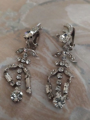Earrings with clips like new, silver color