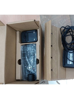 Snom M80 DECT phone handset like new, black
