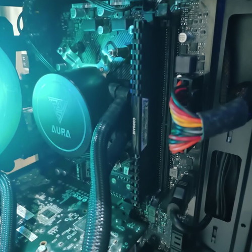 Desktop computer used with AMD Ryzen 3 3100, GTX 950, 8GB RAM