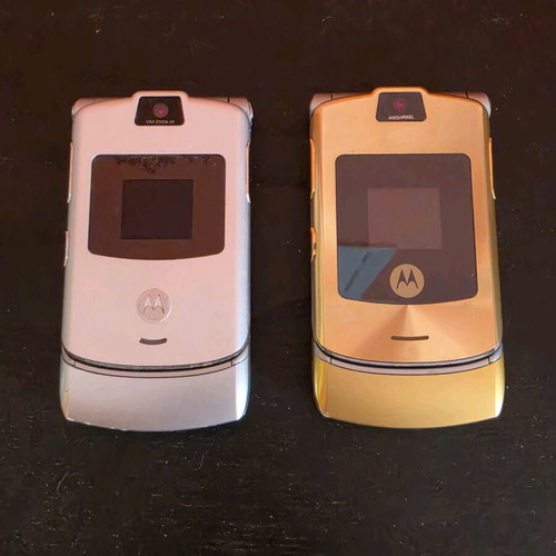 Motorola V3 & V3i Dolce Gabbana Edition phones used for parts