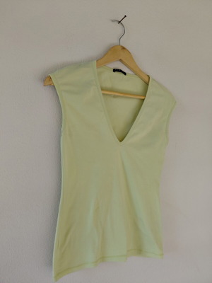 Sisley top, size S, 95% cotton, green