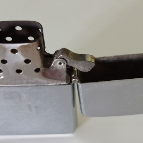 Zippo vintage lighter used, classic E 2000 XVI