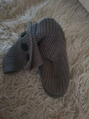 Μπότες Ugg πλεκτές σαν καινούργιες no 40-41 με δώρο τσάντα Doca γκρι