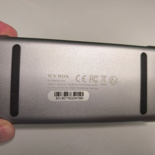 ICY BOX IB-DK4050-CPD USB-C Docking Station like new, 3-screen support, 100W PD