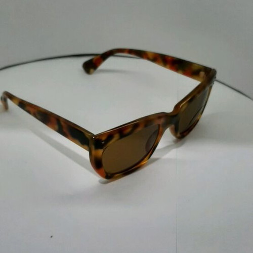 Sunglasses Tortoise Frame Brown Lenses Like New Made in Italy
