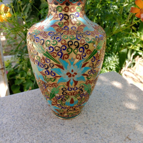 Cloisonne vase handmade authentic new
