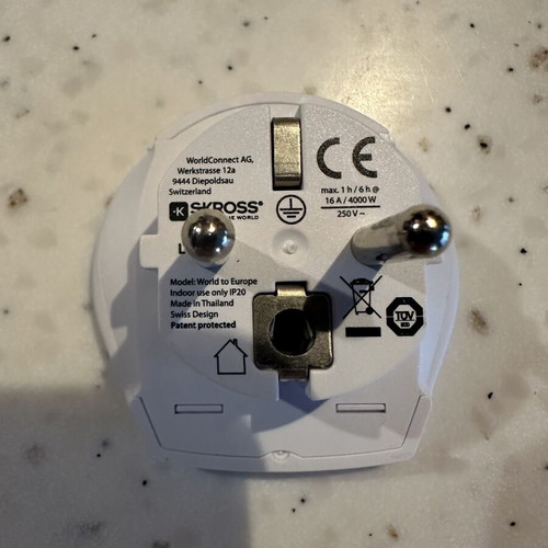 Skross Universal Travel Plug Adapter for Schuko 16A 100-250V