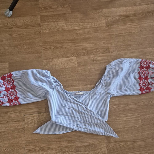 Pull and Bear Top like new