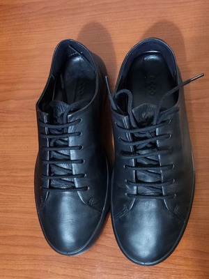 Ecco Soft 7 women's leather sneakers black size 38 like new