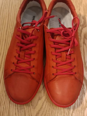Diesel Naptik men's sneakers size 45, tango red leather, like new