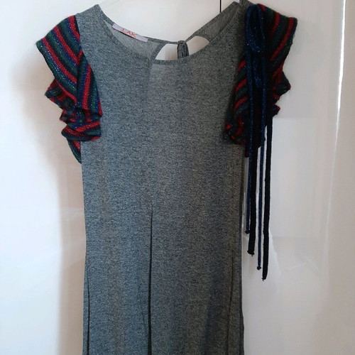 LAK t-shirt used, grey with knitted sleeve details
