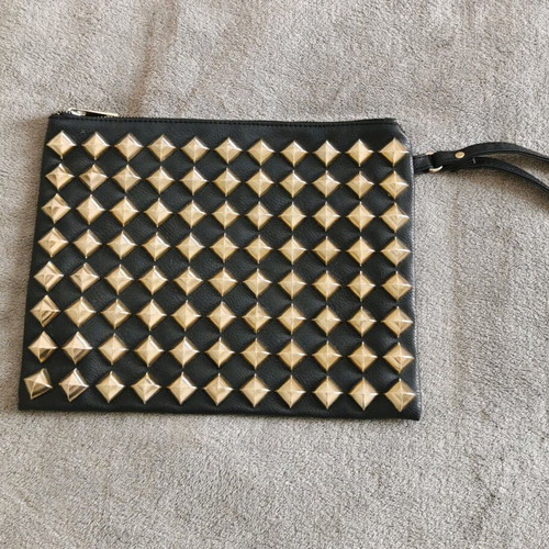 Primark handbag medium size like new, black