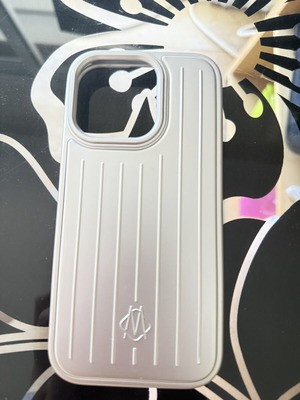 Θήκη Iphone 16 Pro σε στυλ βαλίτσας, σαν την Rimowa, καινούργια
