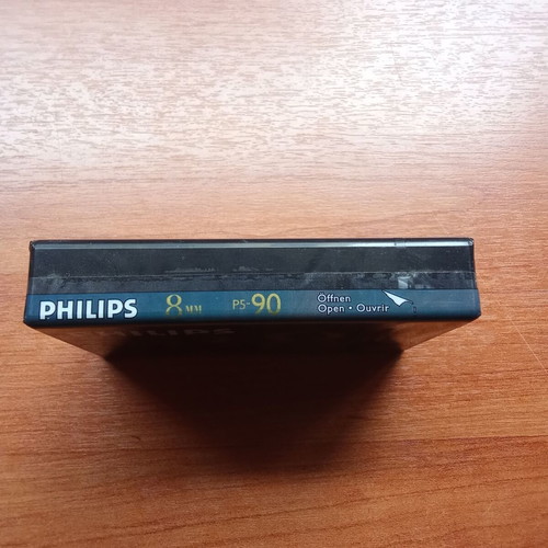 Philips P5 90 8 mm video VHS cassette new, sealed 1990s
