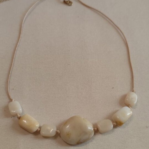 Summer necklace used with beige beads and cord