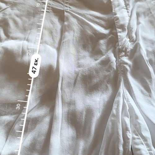Sarah Lawrence white cotton shorts XL, pleated summer style, like new