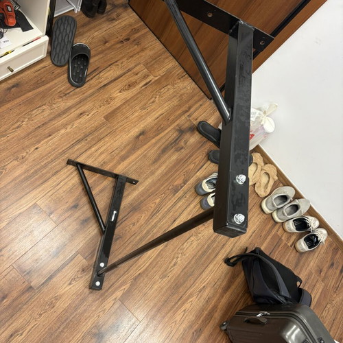Wall mounted pull up bar, 110 cm