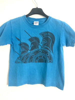 Children's T-shirt with Ancient Greek warriors design XS used