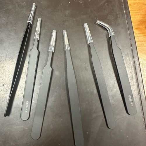 Antistatic Tweezers used, ESD