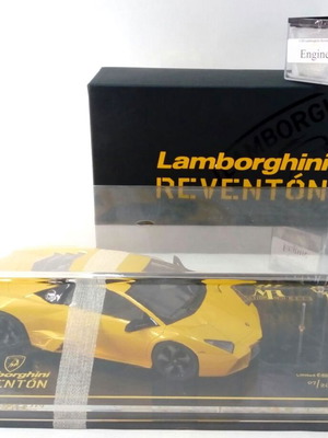 Lamborghini Reventón 1:18 Resin Limited Edition Model New