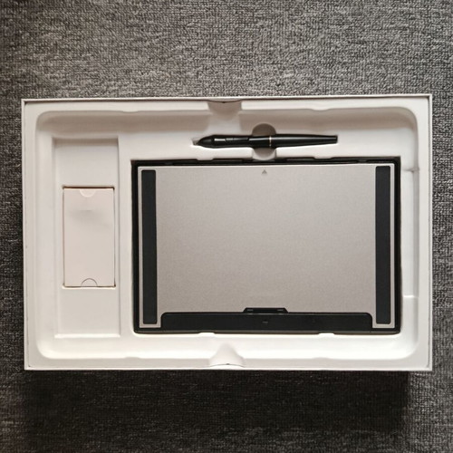 Artisul D13s 13.3" LCD Pen Display Drawing Monitor like new