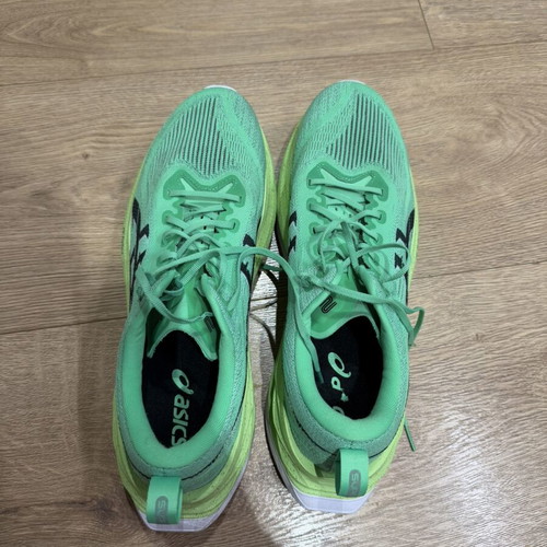 Asics Superblast 2 Ekiden running shoes, size 46, green