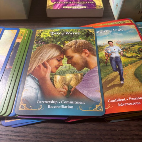 Guardian Angel Messages Tarot Cards brand new by Radleigh Valentine