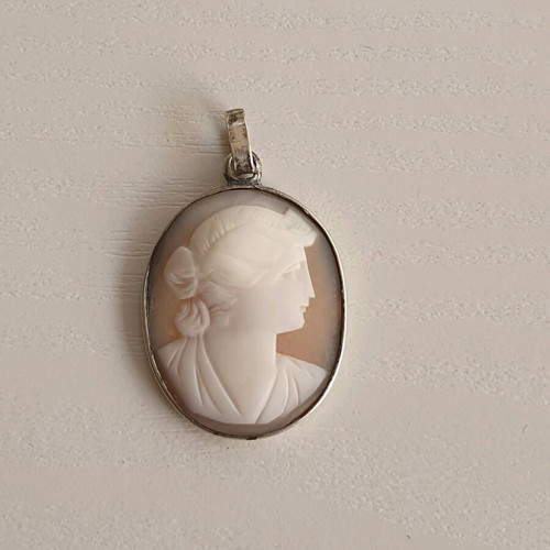 Cameo old silver pendant used (800, 925)