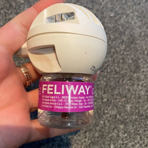 Feliway Classic Diffuser Kit brand new for calming cats