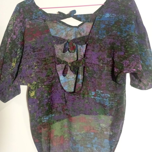 Vintage sheer top with bows, like new, multicolor, M-L