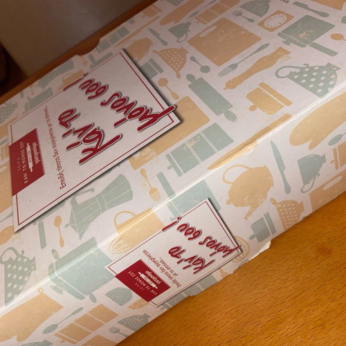 Complete Kan' to Monos Sou Gastronomos series like new, 14 volumes with case