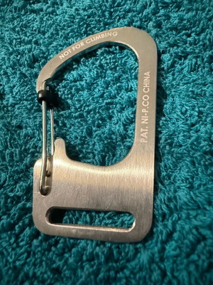 Carabiner Niteize keychain like new, silver