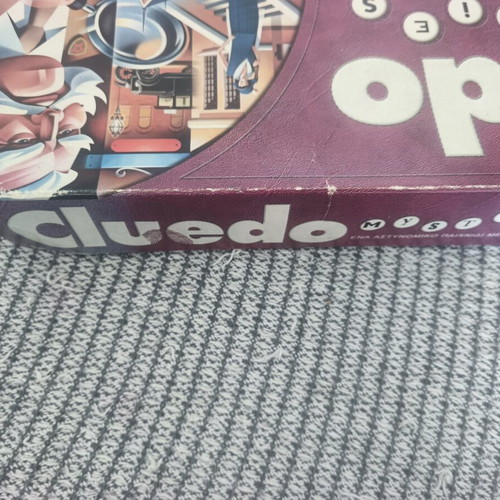 Cluedo board game 2006 used, missing dice and cards