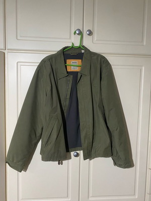 Authentic Timberland jacket large like new, green