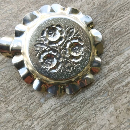 Silver ashtray with roses new