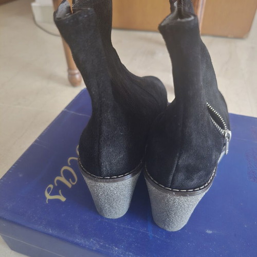 Platform ankle boots new, size 38, black
