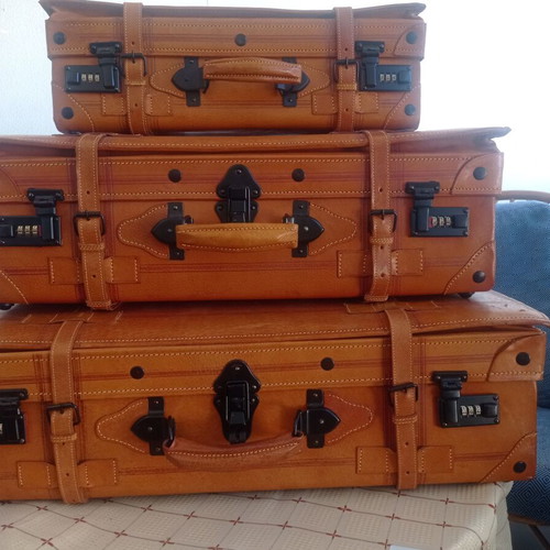 Set of 3 vintage leather suitcases new brown