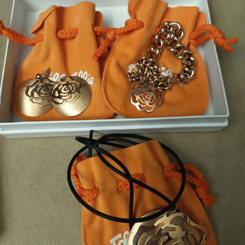 Folli Follie Jewelry Set new, gold-colored pendant, earrings & bracelet