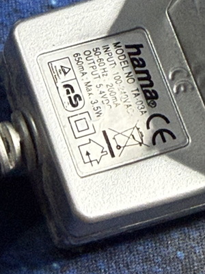 USB female wall adapter like new, parallel angle