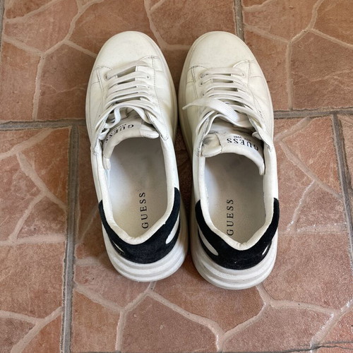 Guess men's casual shoes size 42 used, white
