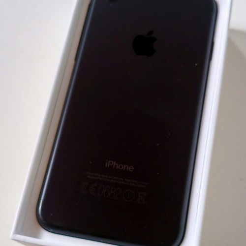 iPhone 7 32GB like new, black, Apple iOS