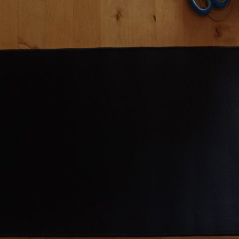 Razer DeathAdder Essential gaming mouse with large mousepad gift